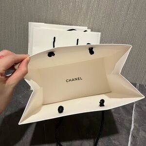 CHANEL fine jewelry shopping bags (5)